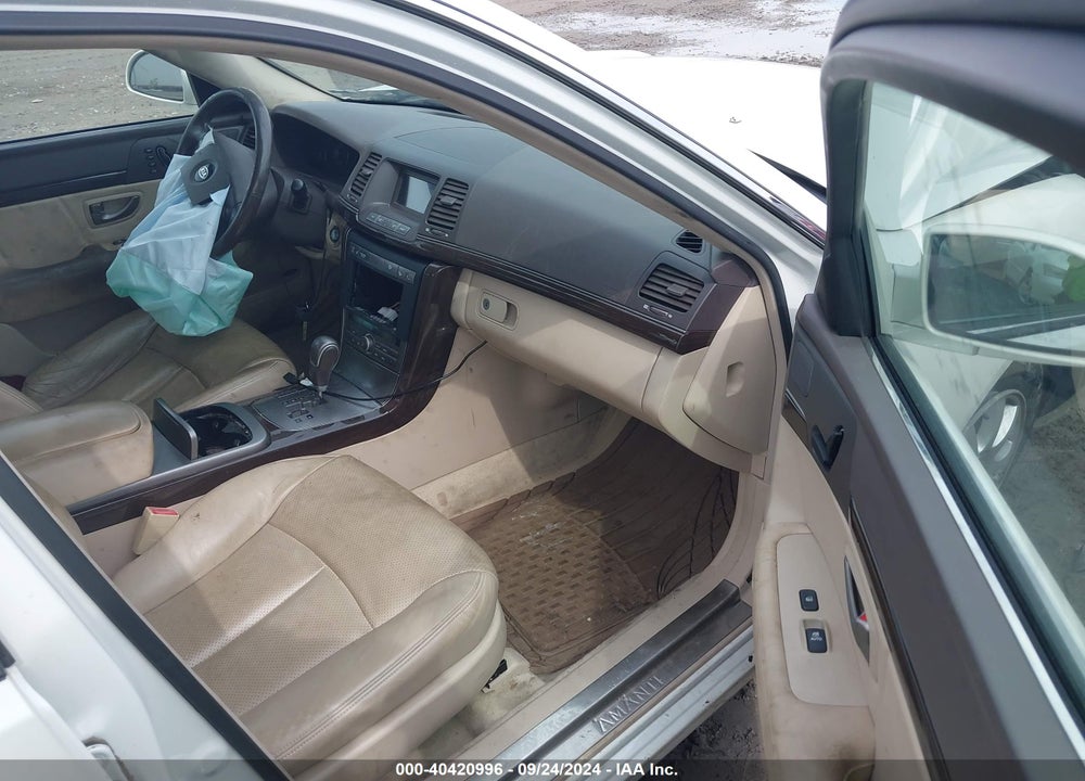 2007 KIA AMANTI VIN: KNALD125675137275