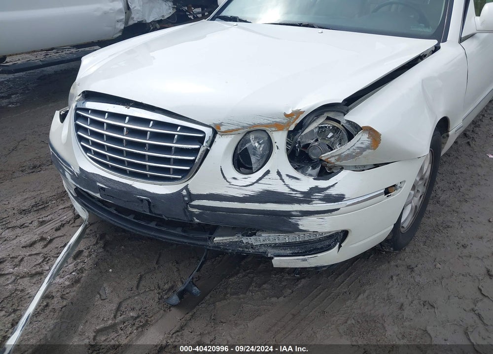 2007 KIA AMANTI VIN: KNALD125675137275