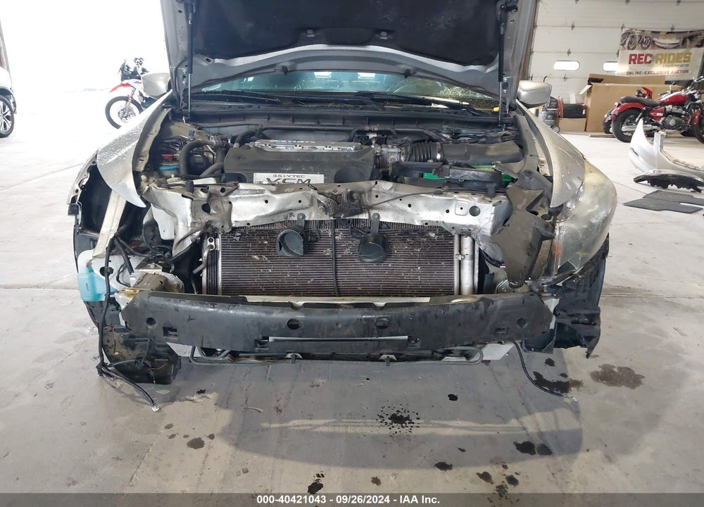 2011 HONDA ACCORD 3.5 EX-L VIN: 1HGCP3F8XBA024943