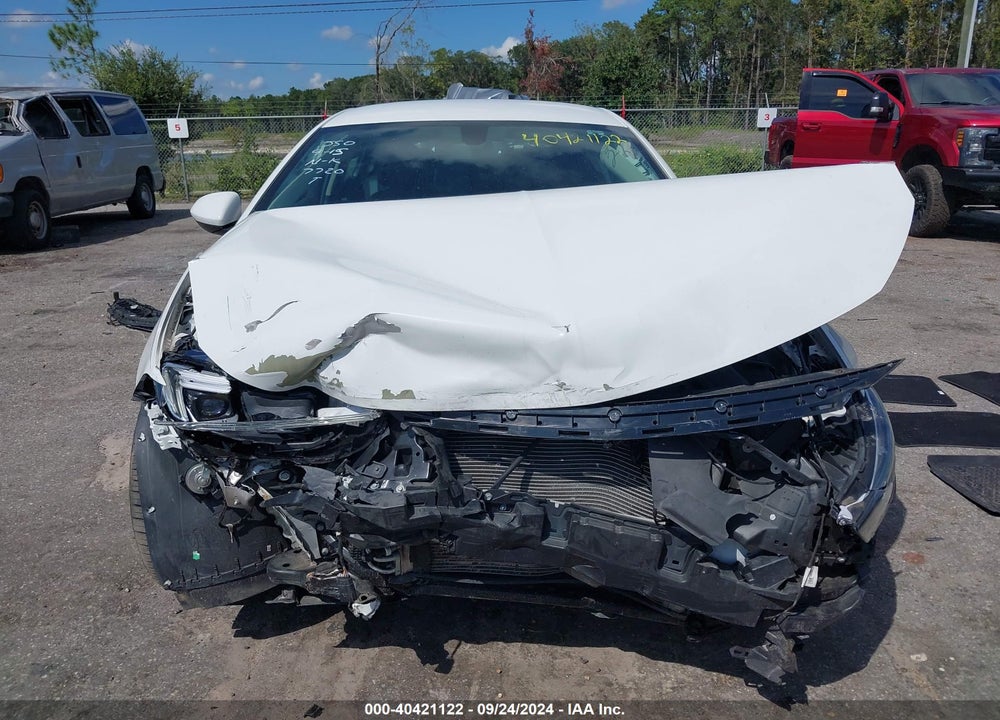 2018 BUICK REGAL SPORTBACK PREFERRED VIN: W04GL6SX8J1057720