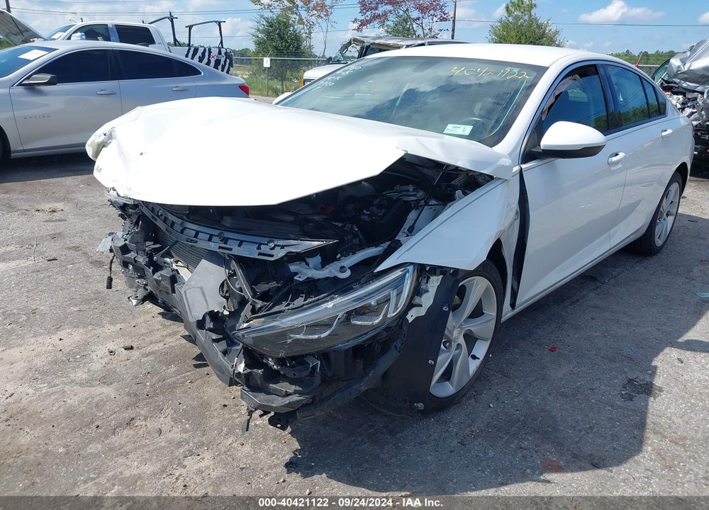 2018 BUICK REGAL SPORTBACK PREFERRED VIN: W04GL6SX8J1057720