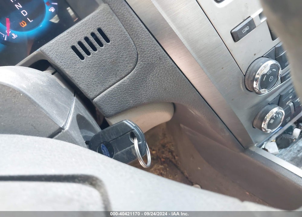 2011 FORD FUSION SE VIN: 3FAHP0HAXBR188014