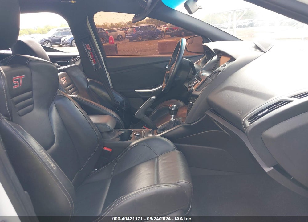 2014 FORD FOCUS ST VIN: 1FADP3L94EL451338