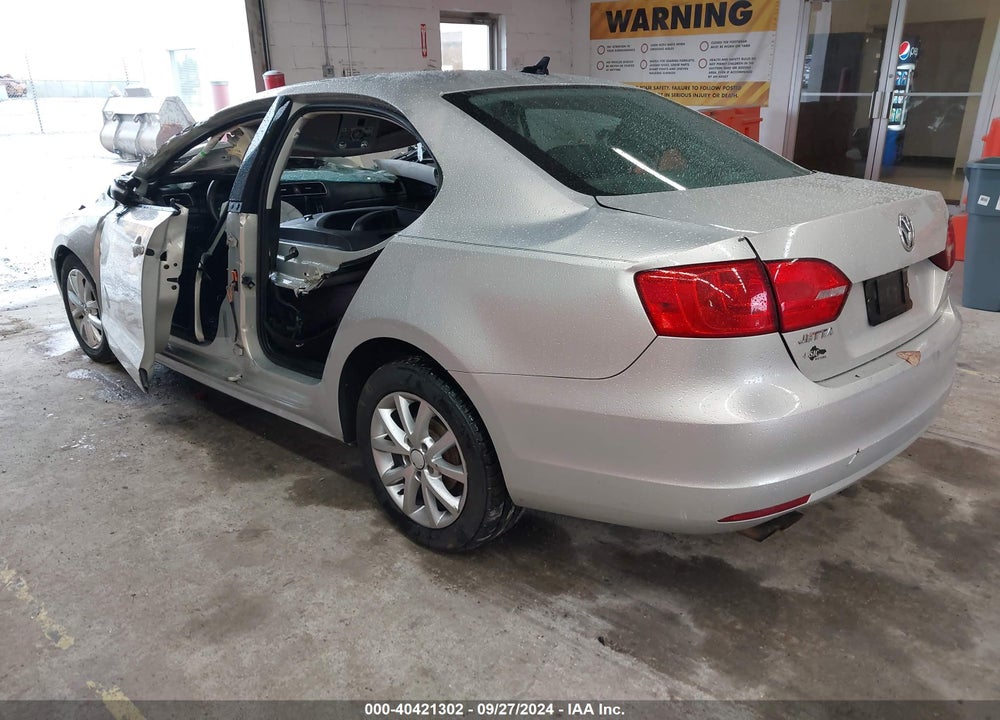 2011 VOLKSWAGEN JETTA 2.5L SE VIN: 3VWDZ7AJ1BM317094