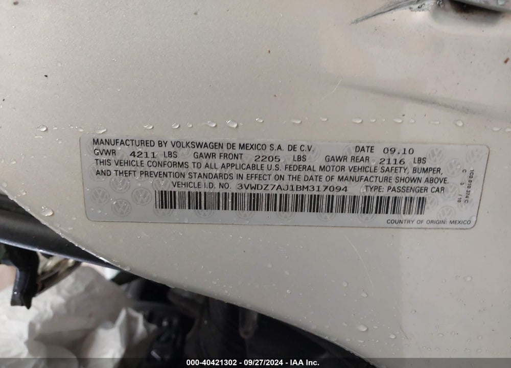2011 VOLKSWAGEN JETTA 2.5L SE VIN: 3VWDZ7AJ1BM317094