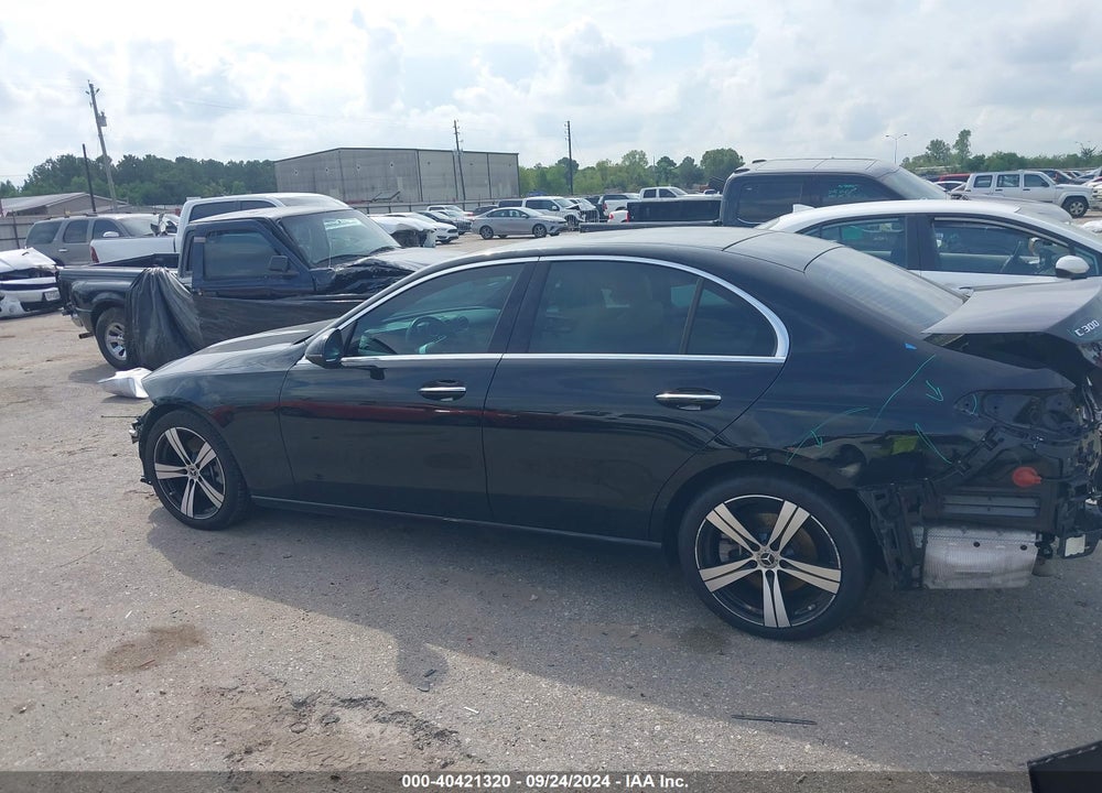 2022 MERCEDES-BENZ C 300 SEDAN VIN: W1KAF4GB9NR016837