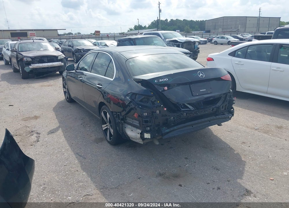2022 MERCEDES-BENZ C 300 SEDAN VIN: W1KAF4GB9NR016837