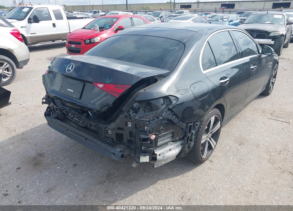 2022 MERCEDES-BENZ C 300 SEDAN VIN: W1KAF4GB9NR016837