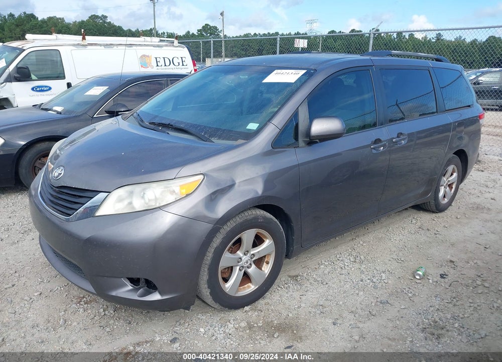 2011 TOYOTA SIENNA LE V6 VIN: 5TDKK3DC0BS165944