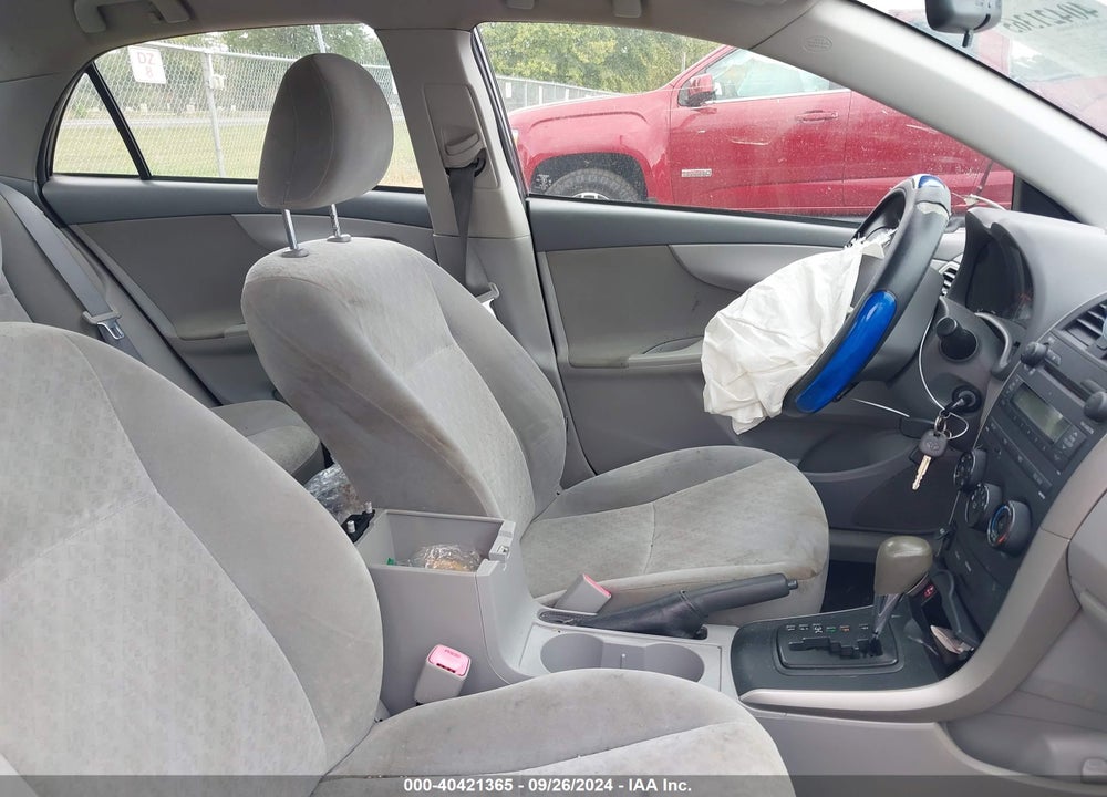 2009 TOYOTA COROLLA LE VIN: JTDBL40E49J028197