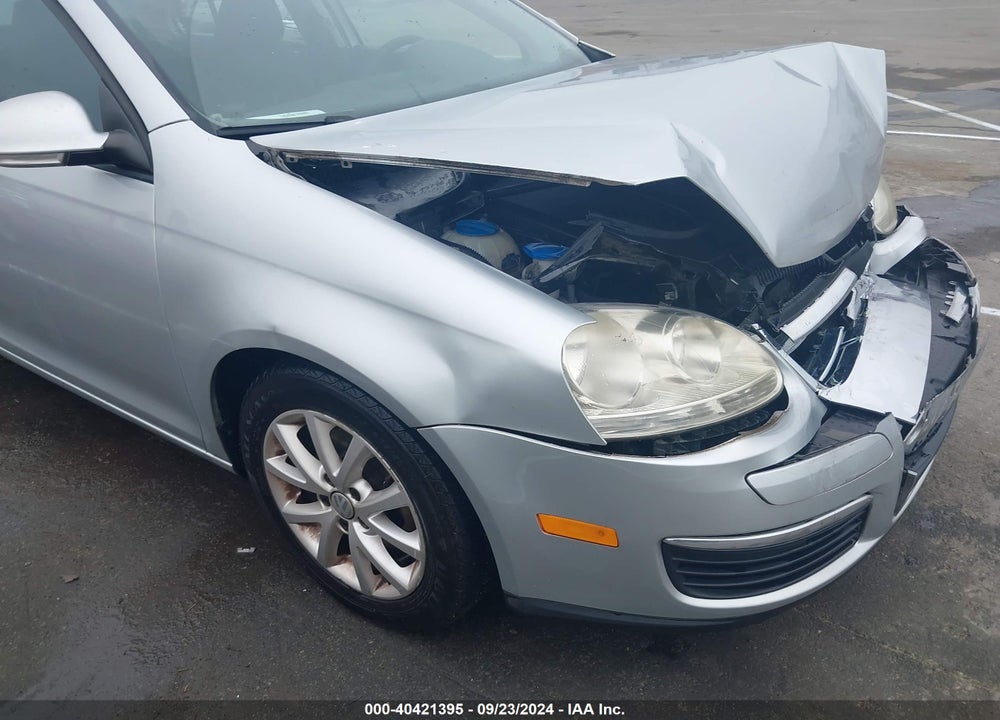 2010 VOLKSWAGEN JETTA S VIN: 3VWJX7AJ4AM016004