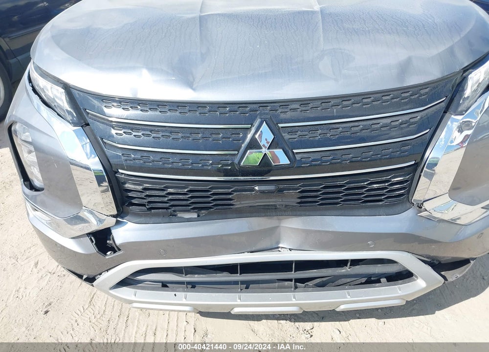 2024 MITSUBISHI OUTLANDER SE 2.5 2WD/SE BLACK EDITION S-AWC/SE BLACK EDITION W/PANO ROOF VIN: JA4J3VA87RZ016261