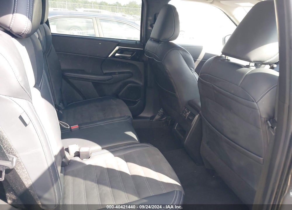 2024 MITSUBISHI OUTLANDER SE 2.5 2WD/SE BLACK EDITION S-AWC/SE BLACK EDITION W/PANO ROOF VIN: JA4J3VA87RZ016261