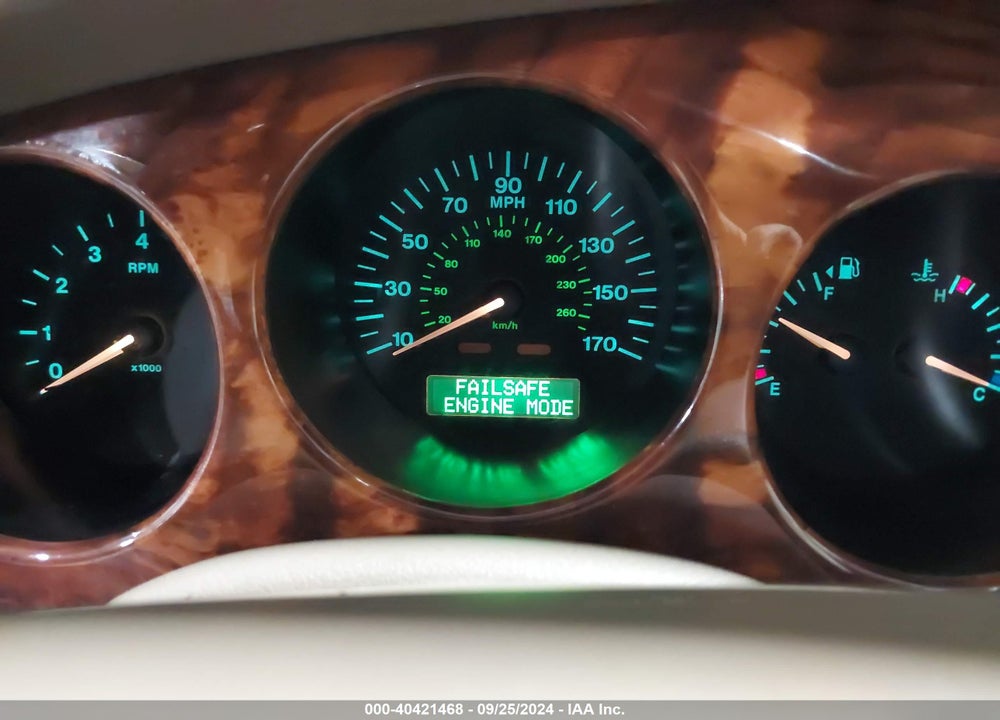 1999 JAGUAR XK8 VIN: SAJGX2043XC036543