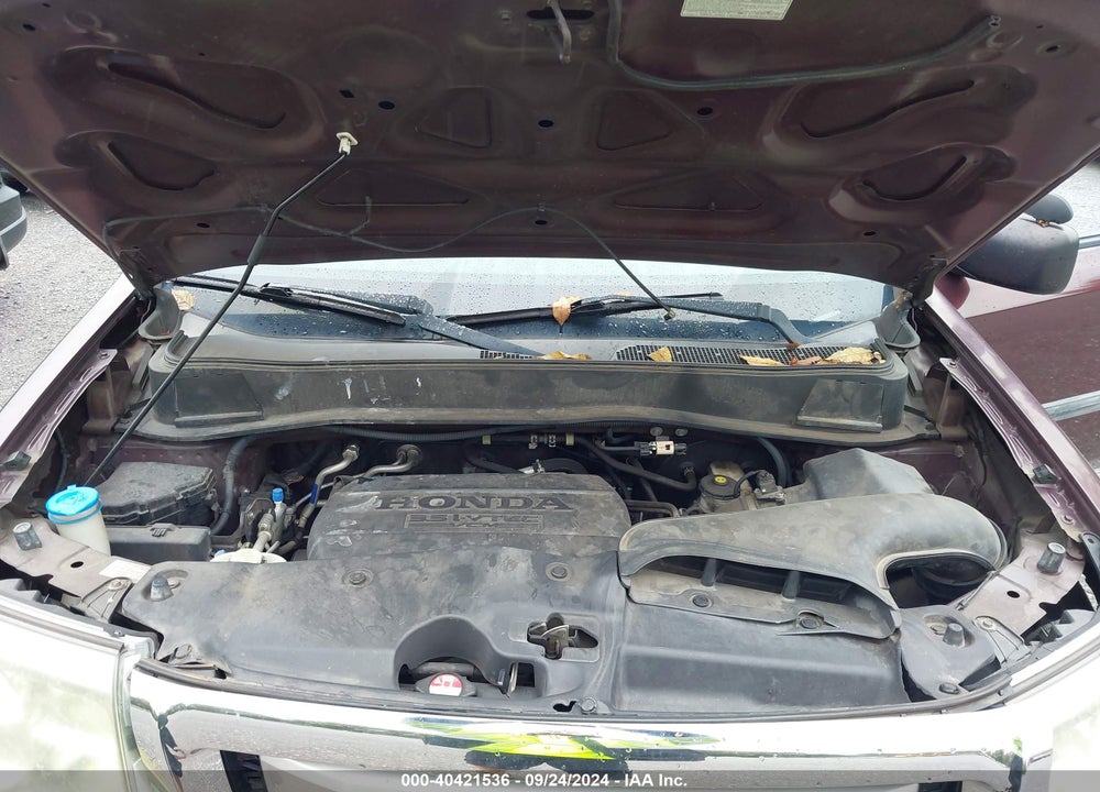 2011 HONDA PILOT LX VIN: 5FNYF4H23BB059742