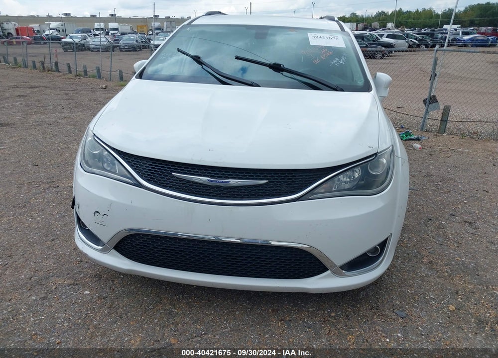 2020 CHRYSLER PACIFICA TOURING L VIN: 2C4RC1BG3LR133442