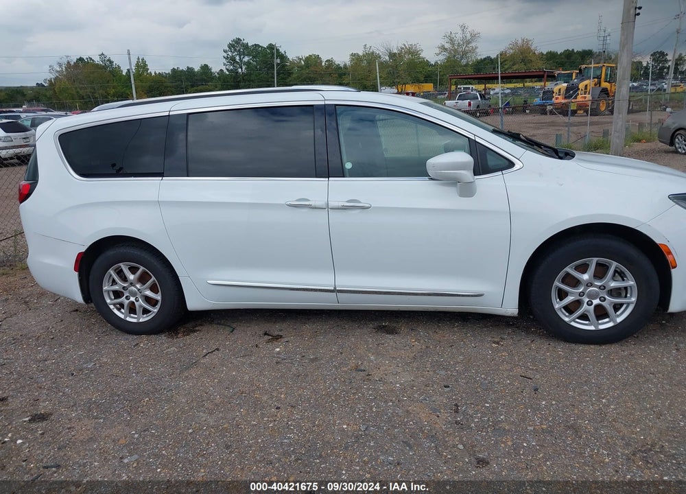 2020 CHRYSLER PACIFICA TOURING L VIN: 2C4RC1BG3LR133442