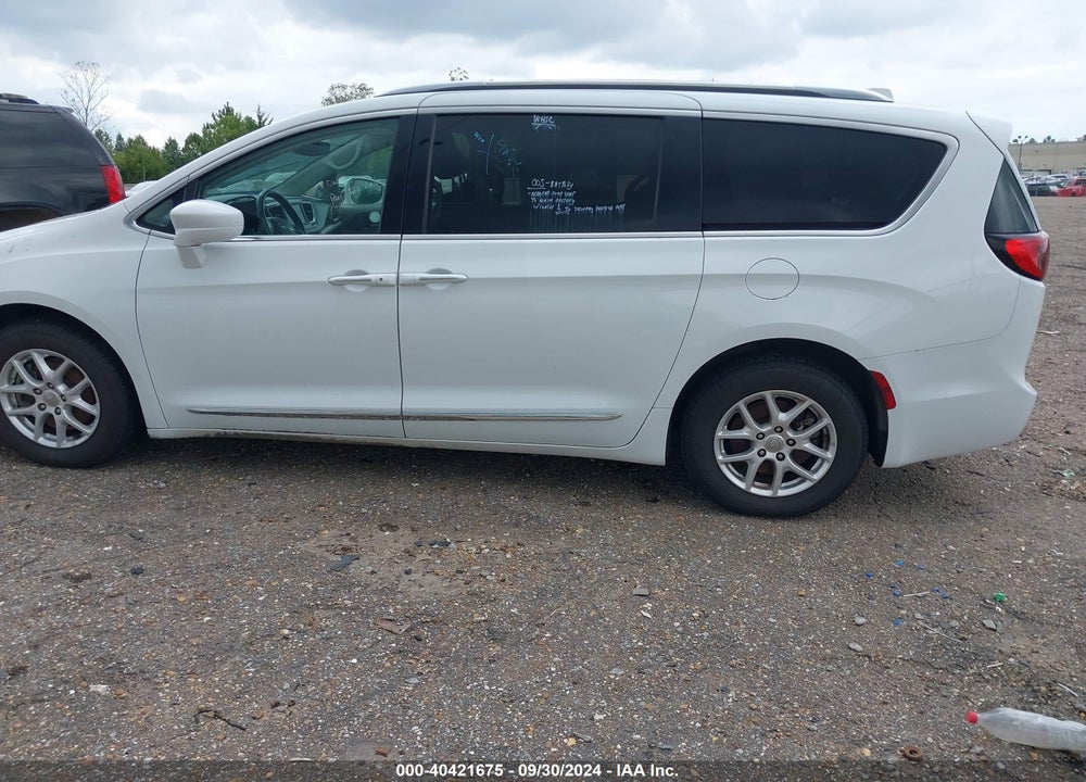 2020 CHRYSLER PACIFICA TOURING L VIN: 2C4RC1BG3LR133442