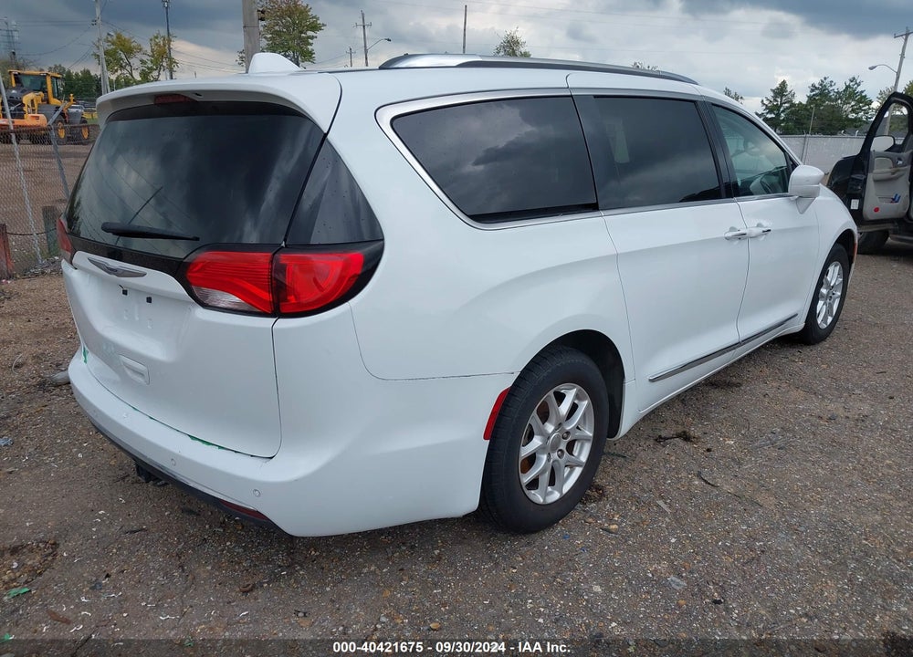 2020 CHRYSLER PACIFICA TOURING L VIN: 2C4RC1BG3LR133442