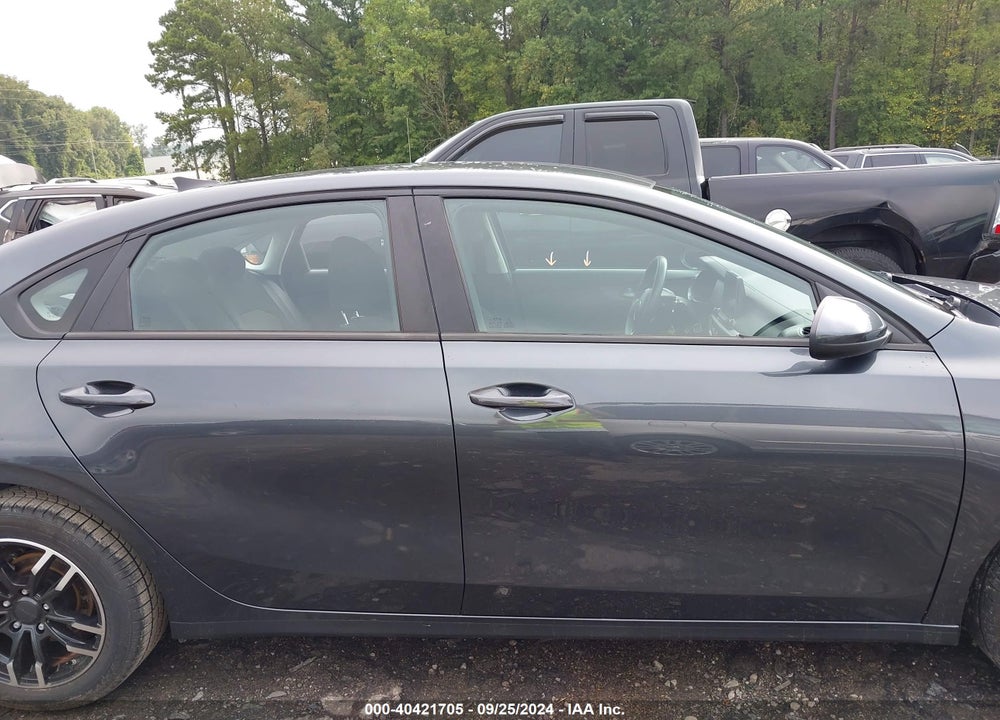 2021 KIA FORTE LXS VIN: 3KPF24AD4ME310677