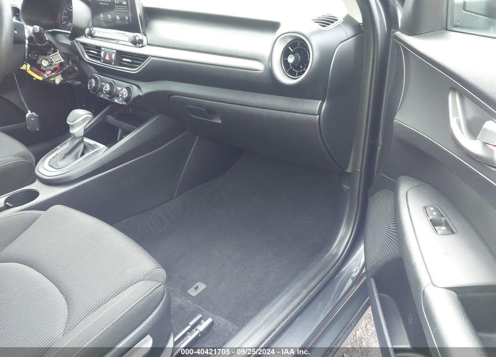 2021 KIA FORTE LXS VIN: 3KPF24AD4ME310677