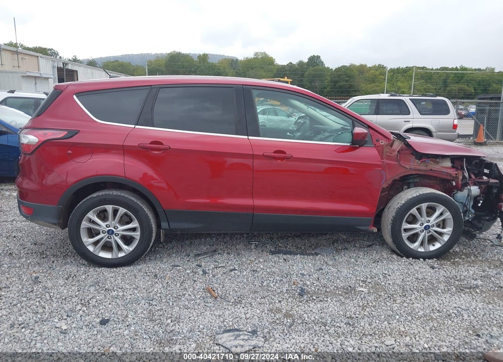 2017 FORD ESCAPE SE VIN: 1FMCU0G99HUE51305