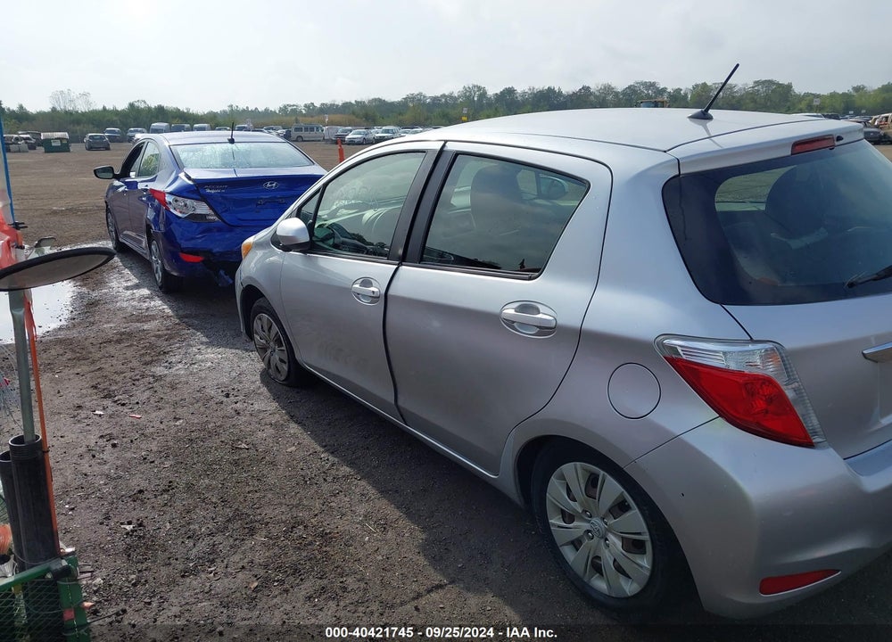 2012 TOYOTA YARIS LE VIN: JTDKTUD30CD521597