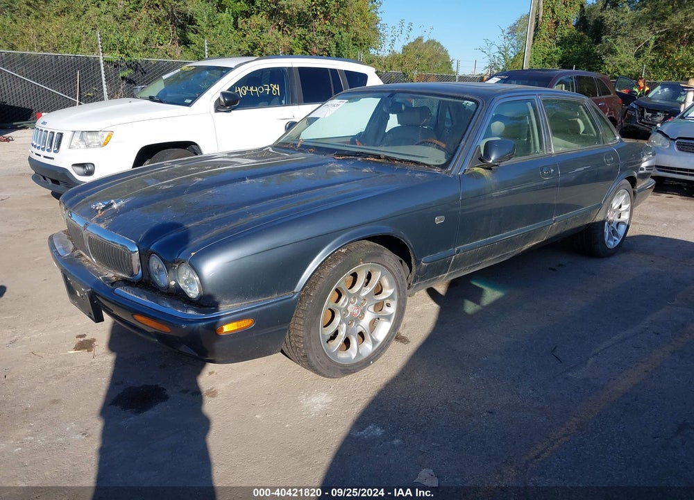 1999 JAGUAR XJ8 VIN: SAJHX1049XC865552