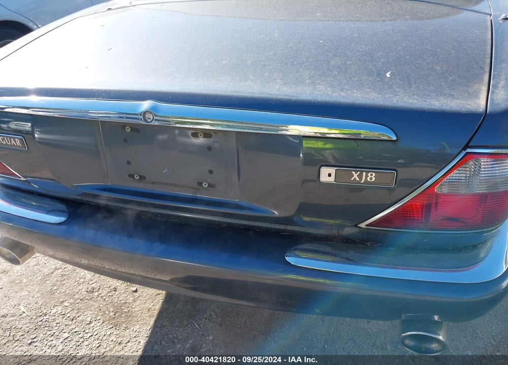 1999 JAGUAR XJ8 VIN: SAJHX1049XC865552