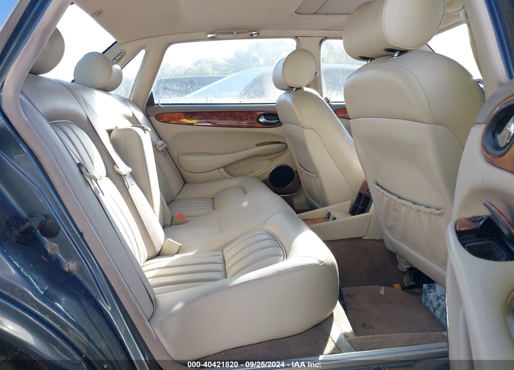 1999 JAGUAR XJ8 VIN: SAJHX1049XC865552