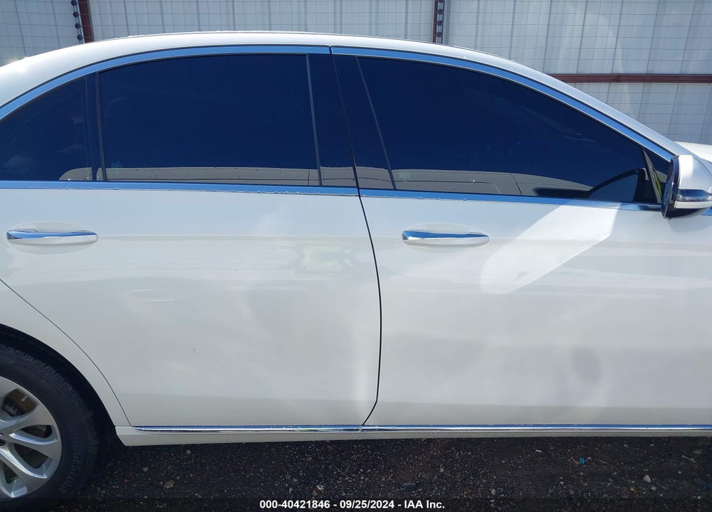 2017 MERCEDES-BENZ E 300 4MATIC VIN: WDDZF4KB7HA212014
