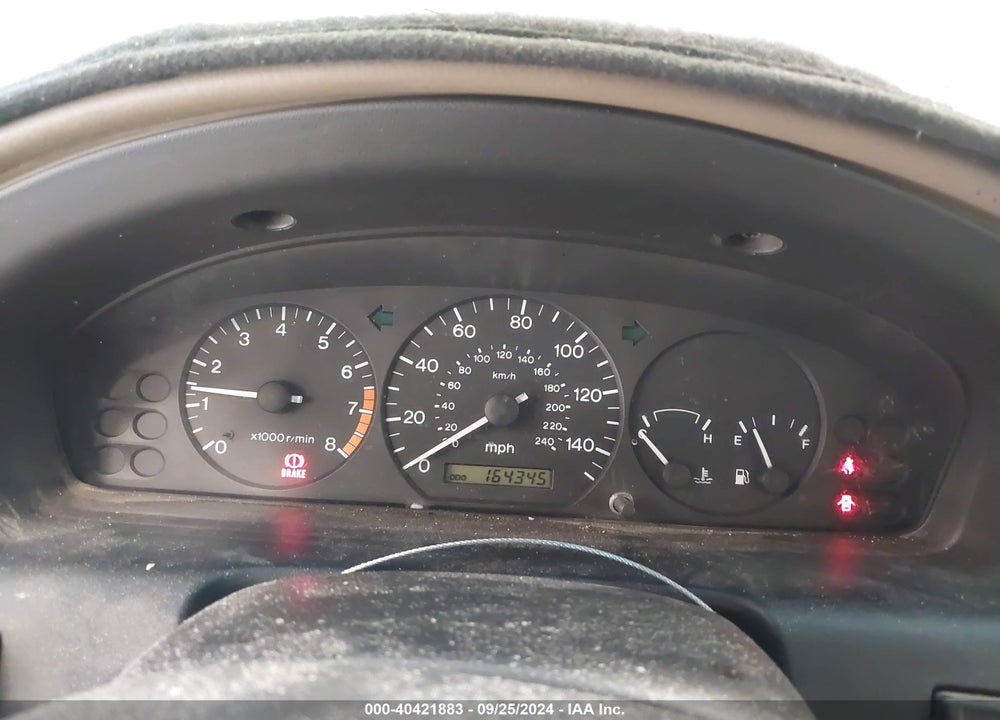 1998 MAZDA 626 DX/LX VIN: 1YVGF22C8W5728705