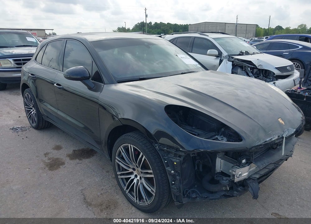 2017 PORSCHE MACAN VIN: WP1AA2A53HLB02232