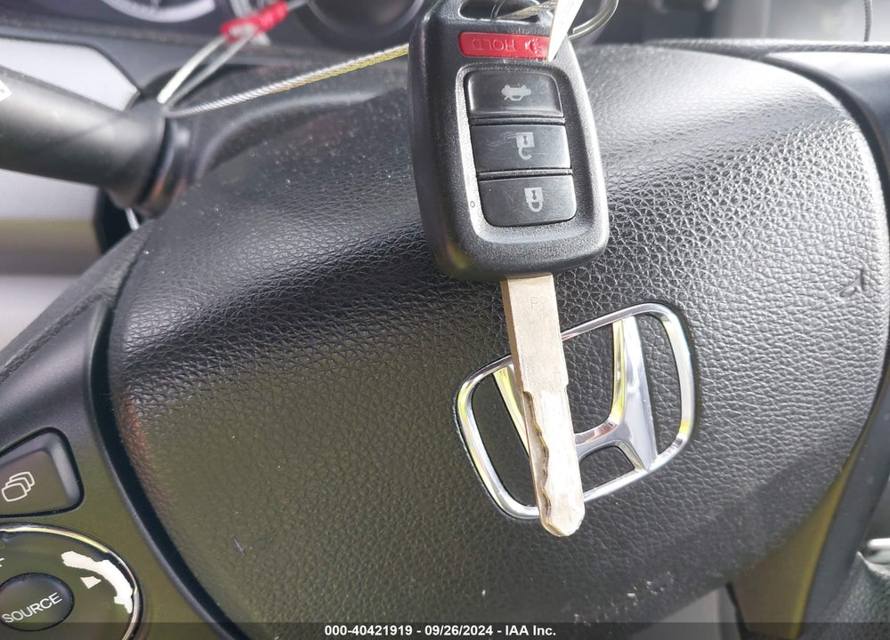 2014 HONDA ACCORD LX VIN: 1HGCR2F36EA142873