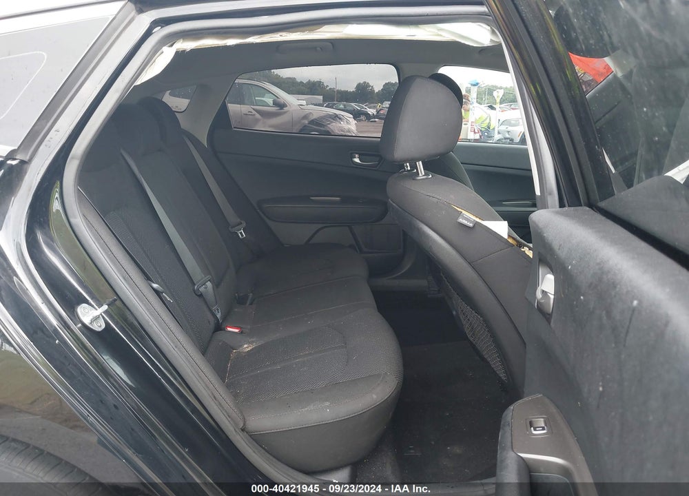 2019 KIA OPTIMA LX VIN: 5XXGT4L3XKG309902