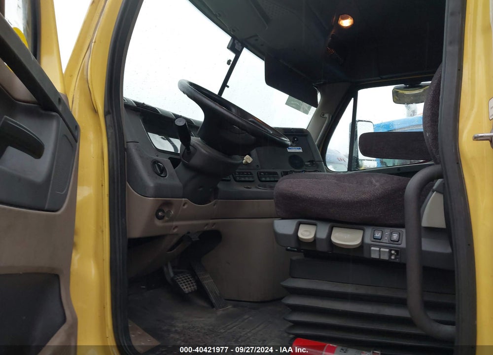 2014 FREIGHTLINER CASCADIA 125 VIN: 1FUBGDDV9ELFJ8885