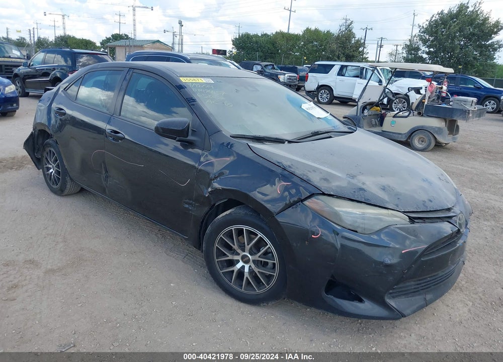 2017 TOYOTA COROLLA LE VIN: 5YFBURHE0HP658422