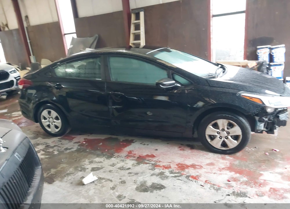2017 KIA FORTE LX VIN: 3KPFK4A79HE087083