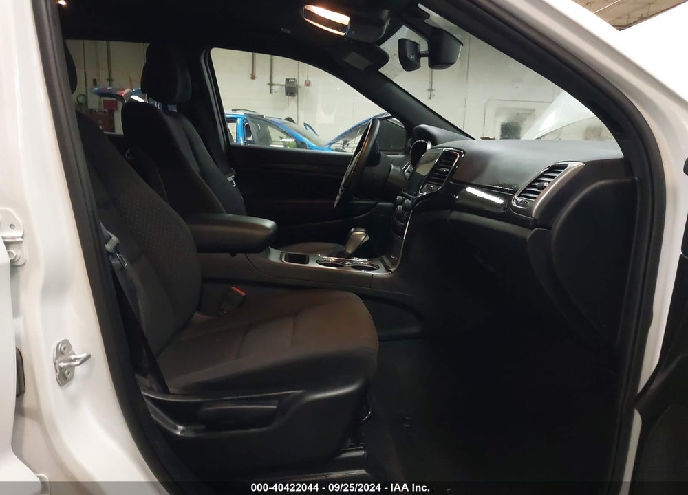 2022 JEEP GRAND CHEROKEE WK LAREDO E 4X4 VIN: 1C4RJFAG3NC140276