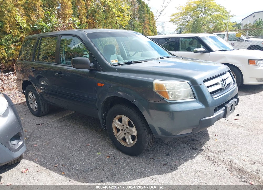 2006 HONDA PILOT LX VIN: 2HKYF18106H505942