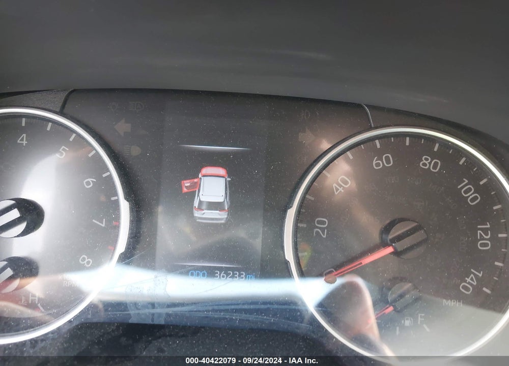 2019 TOYOTA RAV4 XLE VIN: JTMW1RFV9KD017437