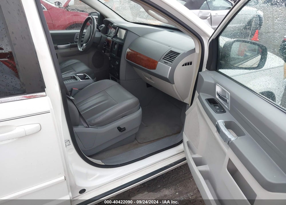 2008 CHRYSLER TOWN & COUNTRY TOURING VIN: 2A8HR54PX8R646881