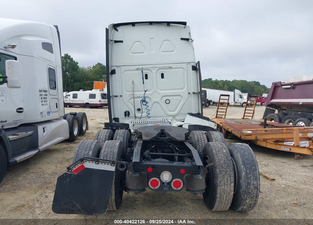 2023 FREIGHTLINER NEW CASCADIA 126 VIN: 3AKJHHDR7PSNY4455