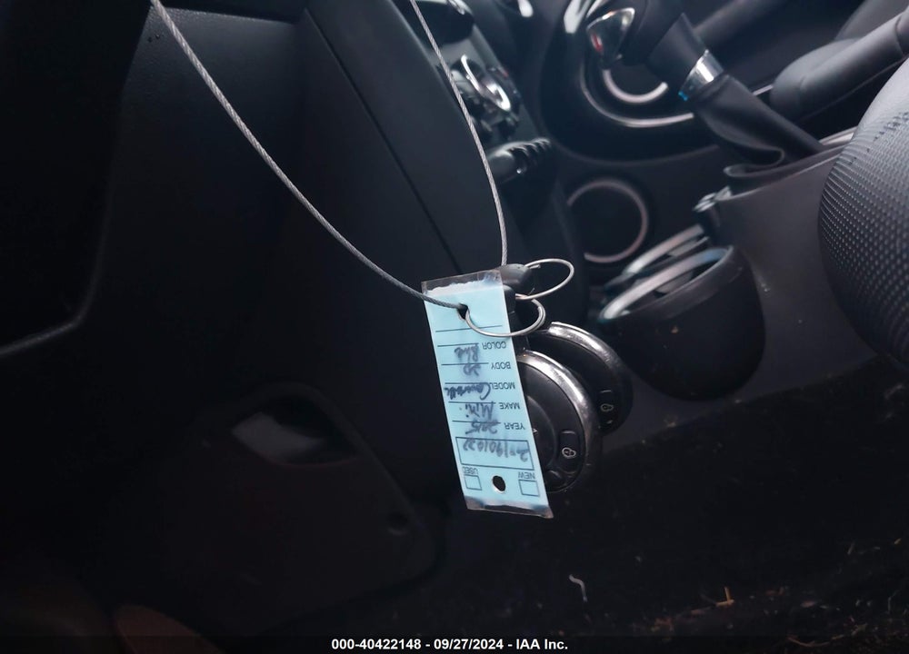 2015 MINI CONVERTIBLE COOPER VIN: WMWZN3C58FT862176