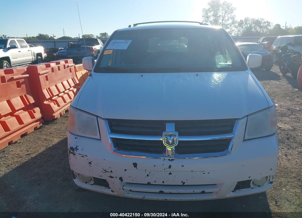 2010 DODGE GRAND CARAVAN SXT VIN: 2D4RN5D15AR165044