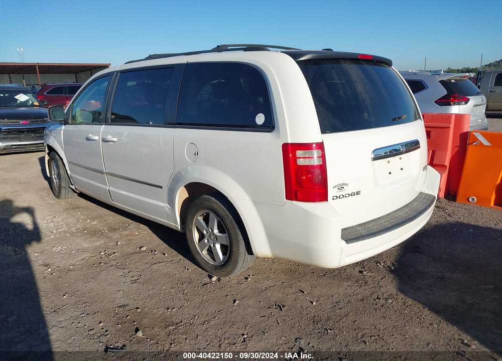 2010 DODGE GRAND CARAVAN SXT VIN: 2D4RN5D15AR165044