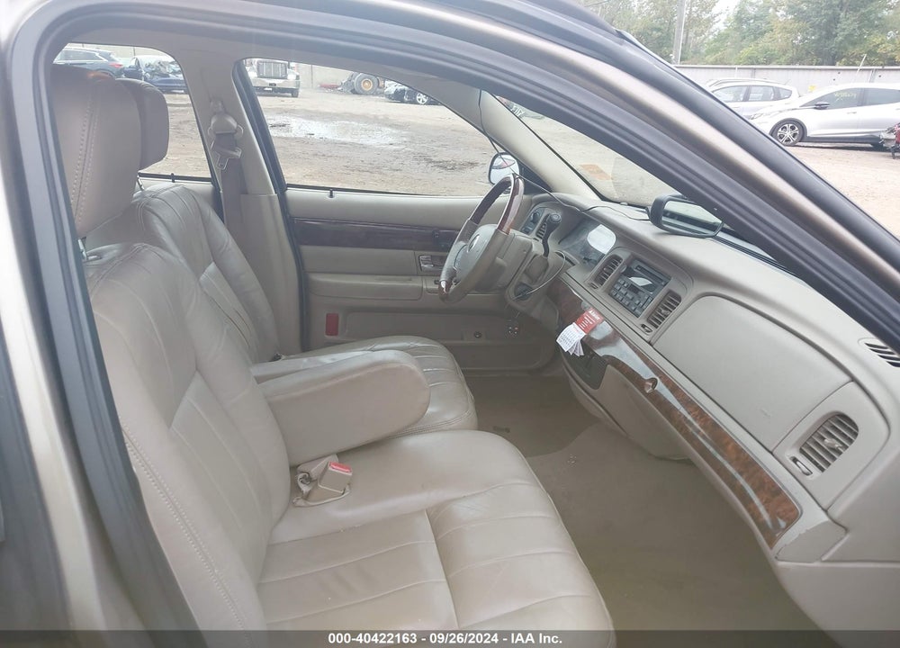 2005 MERCURY GRAND MARQUIS GS VIN: 2MEFM74W05X635961