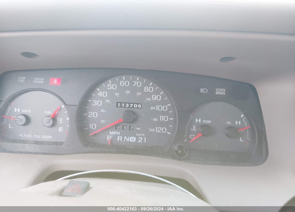 2005 MERCURY GRAND MARQUIS GS VIN: 2MEFM74W05X635961