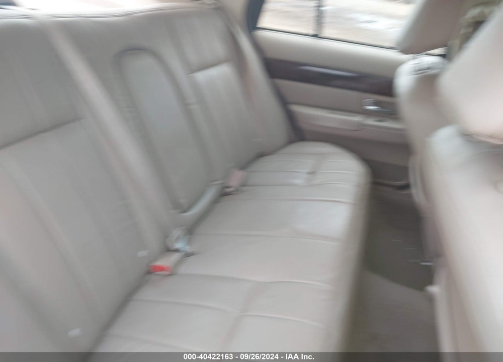 2005 MERCURY GRAND MARQUIS GS VIN: 2MEFM74W05X635961