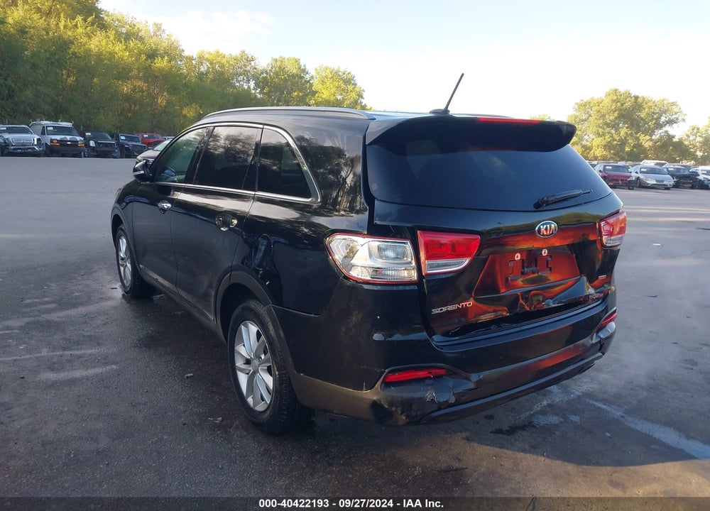 2017 KIA SORENTO 2.4L LX VIN: 5XYPGDA38HG298457